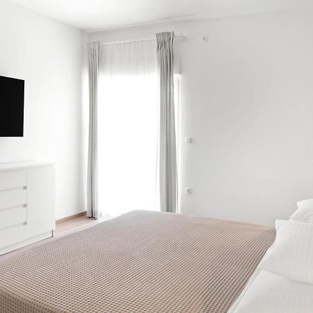 Aaa Anic Amazing Apartments Deluxe สปลิท ภายนอก รูปภาพ