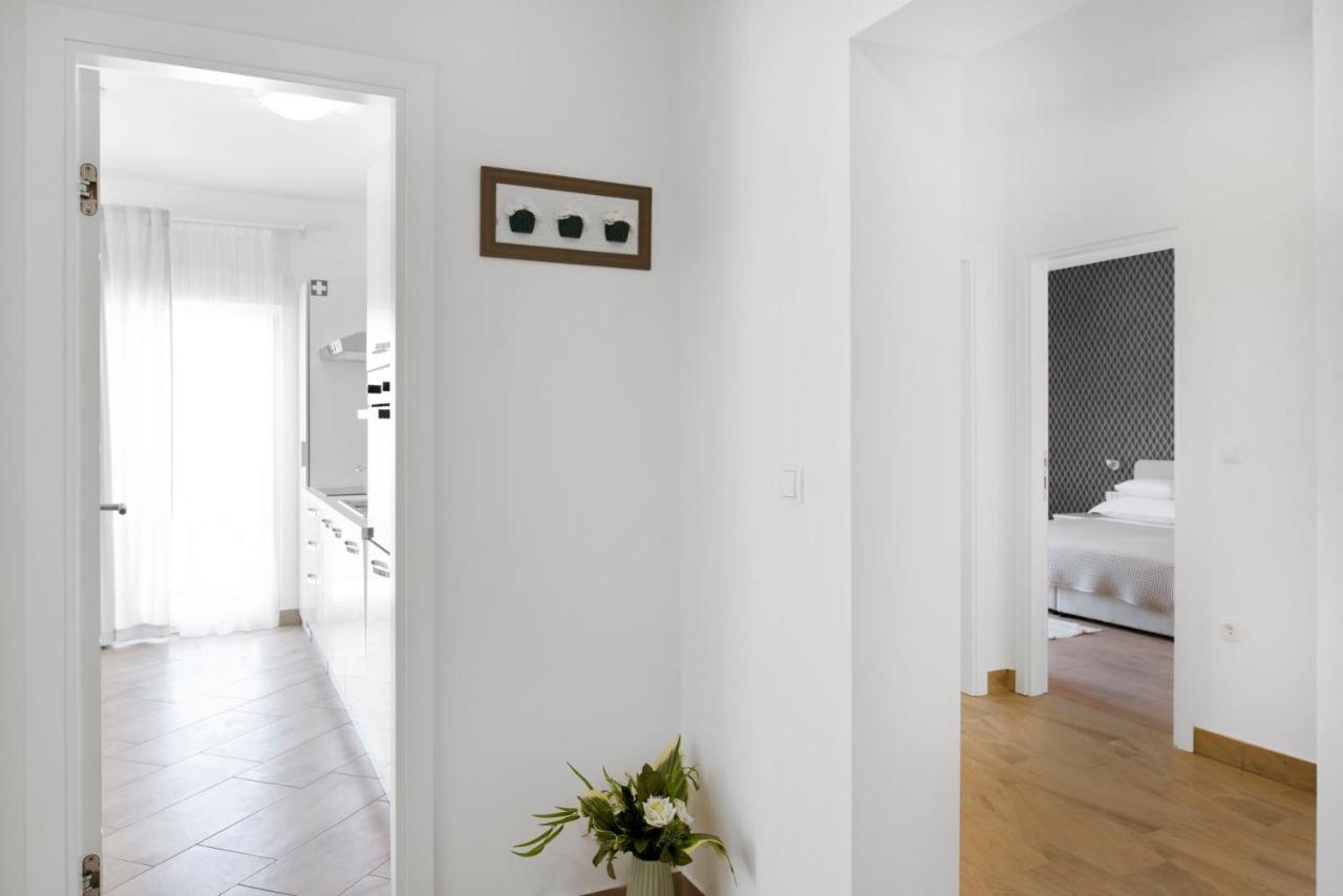 Aaa Anic Amazing Apartments Deluxe สปลิท ภายนอก รูปภาพ