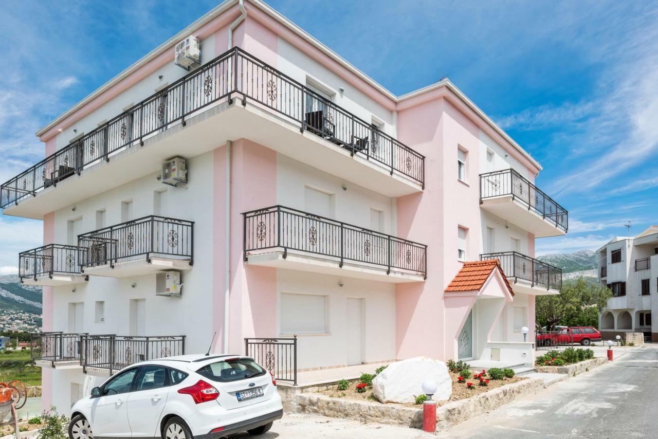 Aaa Anic Amazing Apartments Deluxe สปลิท ภายนอก รูปภาพ
