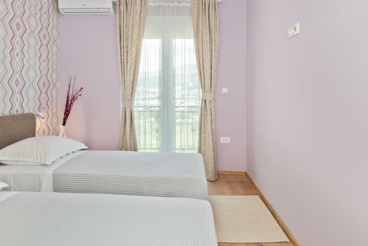 Aaa Anic Amazing Apartments Deluxe สปลิท ภายนอก รูปภาพ