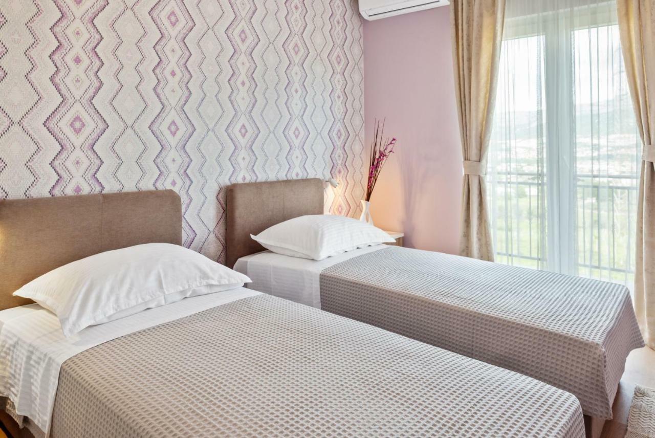 Aaa Anic Amazing Apartments Deluxe สปลิท ภายนอก รูปภาพ